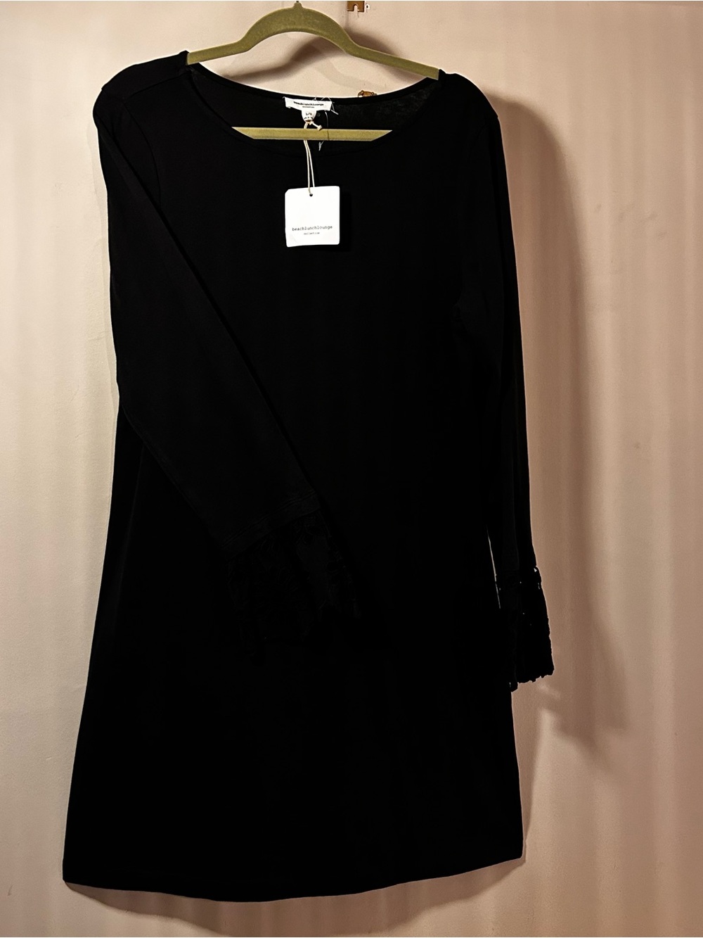 beachlunchlounge Black Ruffled Eyelet Sleeve Dress NWT
